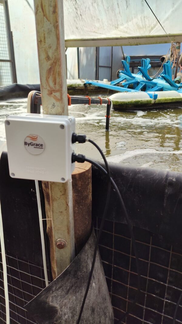 WhatsApp Image 2025-11-07 at 18.17.324 Smart AcquaGrace 101 – Controlador Inteligente de Oxigênio e Aeradores para Piscicultura